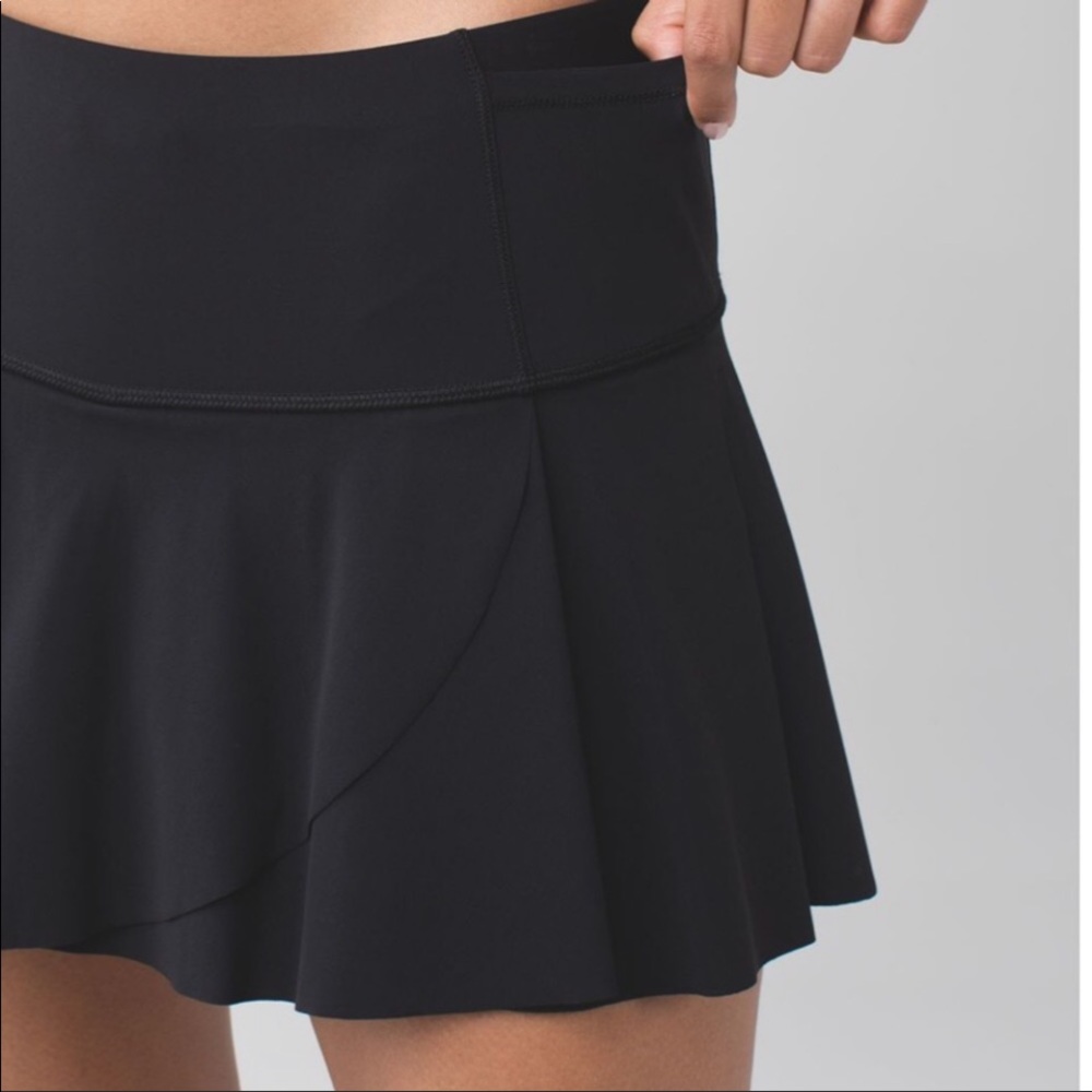 Lululemon 4 Hit Your Stride Skirt Black